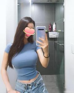 607412507: Chica busca chico en Valencia