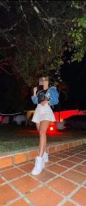 613363581: Chica busca chico en Cádiz