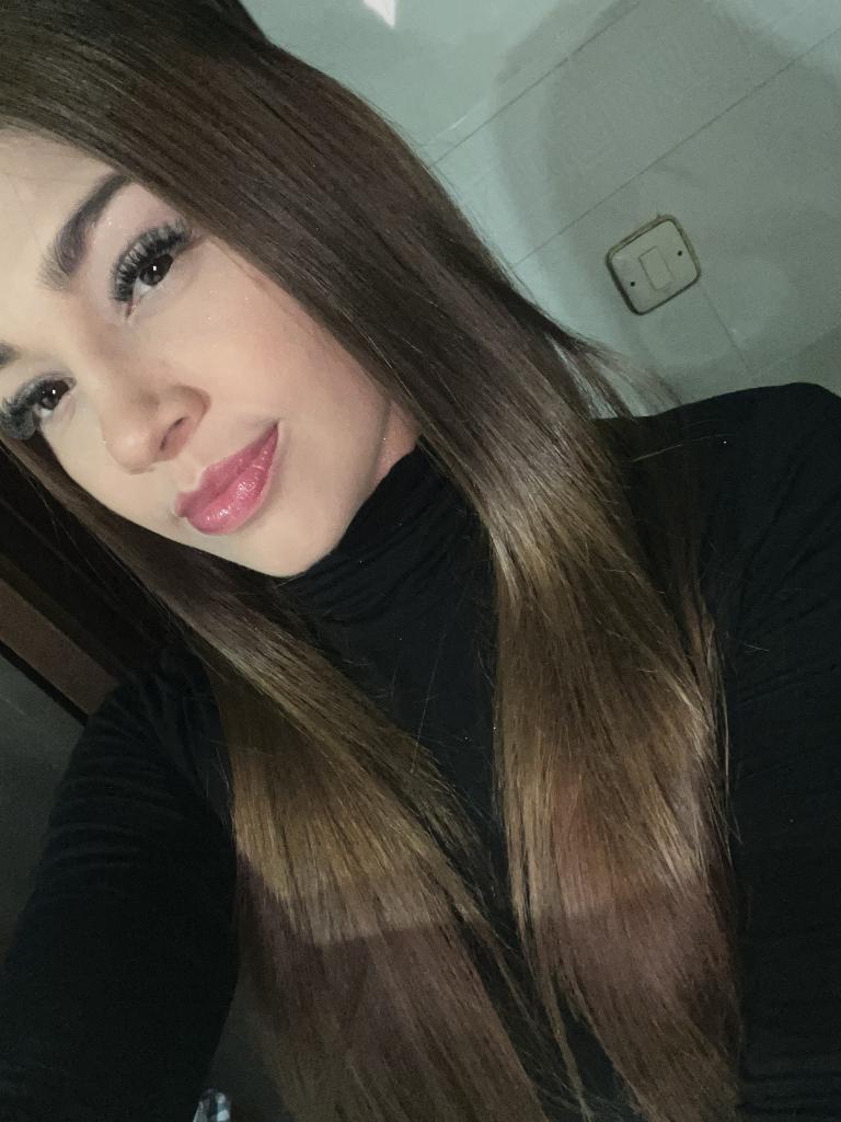 Chica busca chico en Cáceres: Chica busca chico