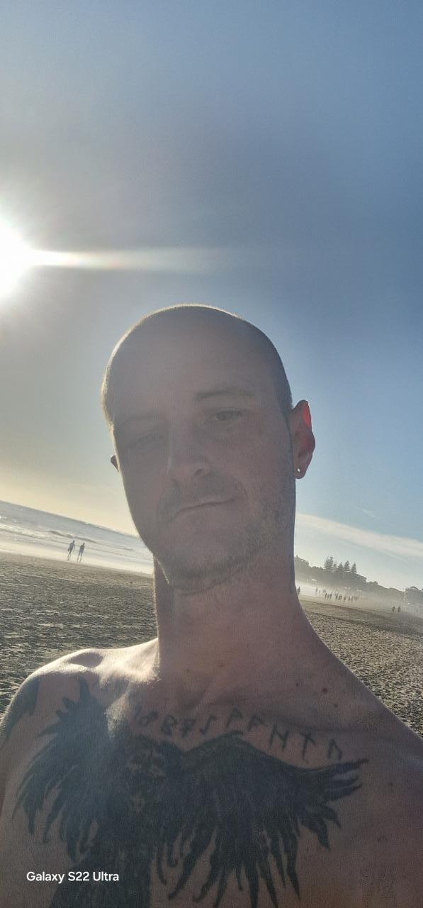 Chico busca chica en Las Palmas: 