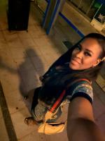 617096050: Chica busca chico en Sevilla