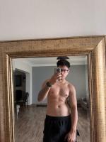 623287205: Chico busca chica en Madrid