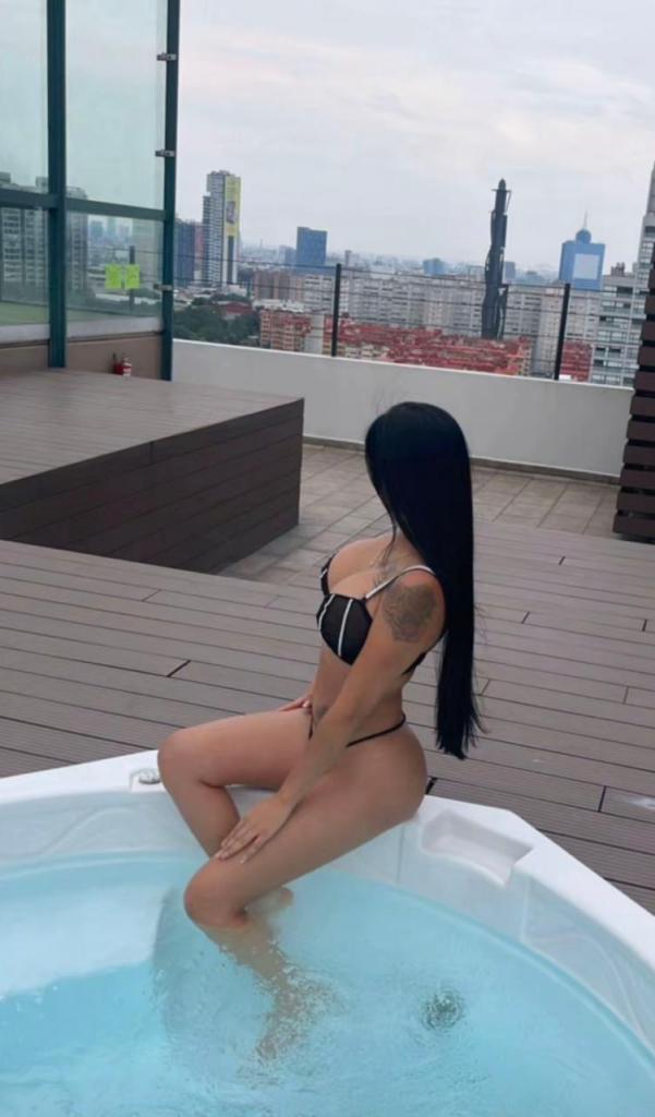 Chica busca chico en Barcelona: 