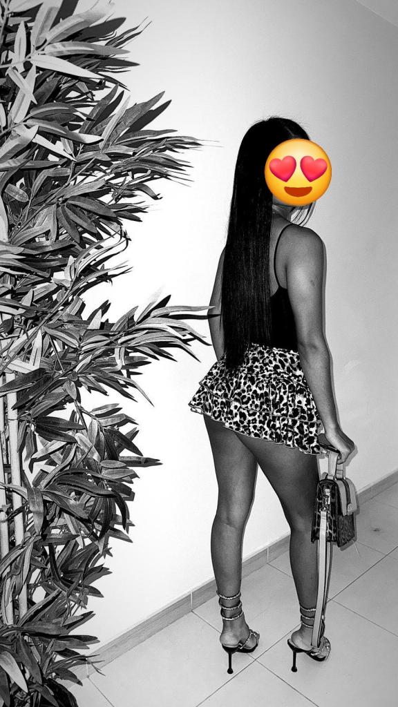 Chica busca chico en La Coruña: 