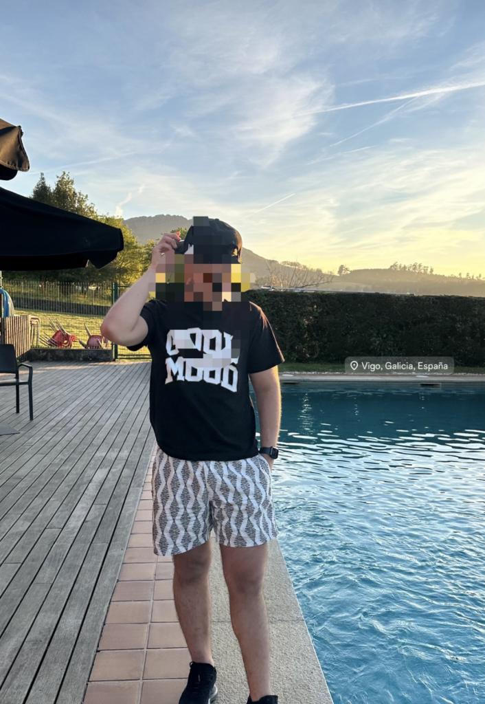 Chico busca chica en Orense: 