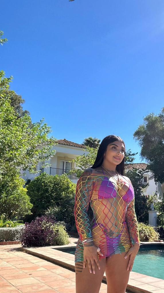 Chica busca chico en Cádiz: 