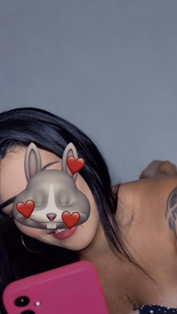 Chica busca chico en Huelva: 