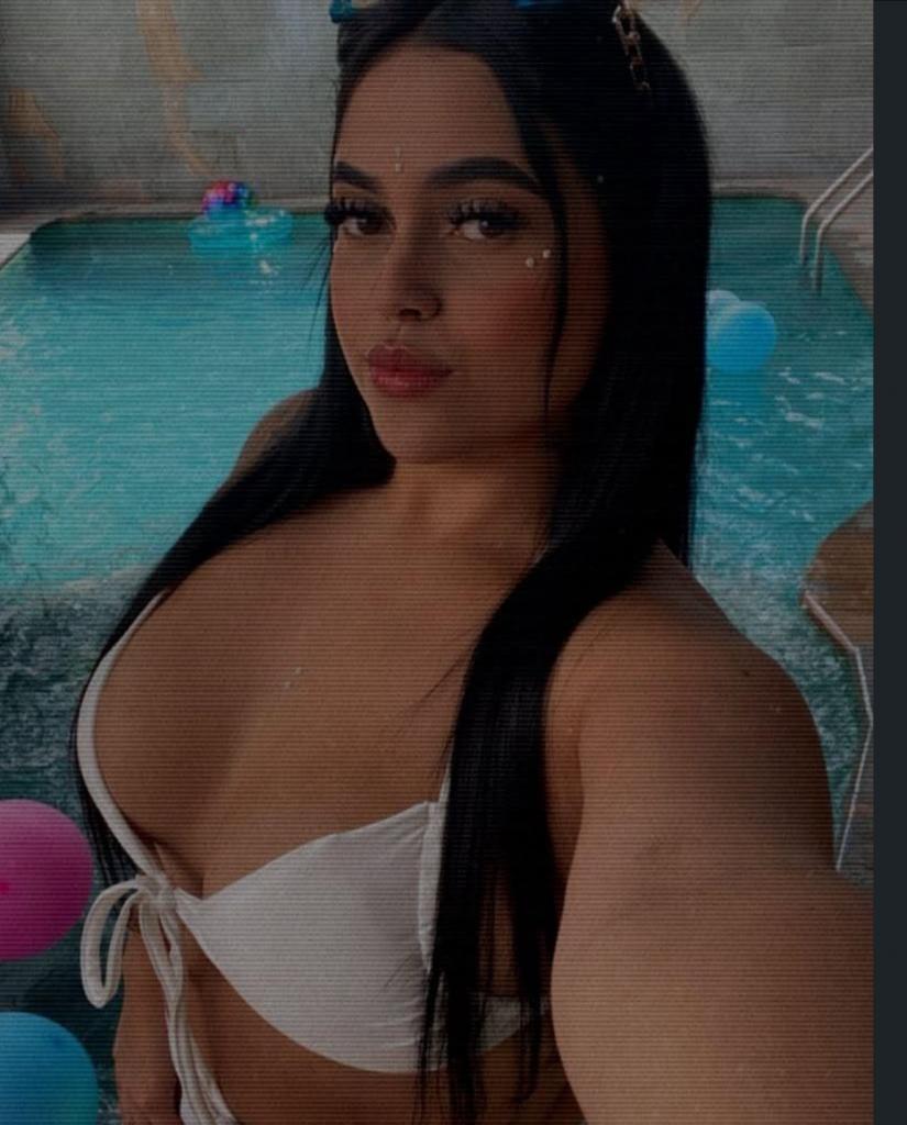 Chica busca chico en Almería: Chica busca chico