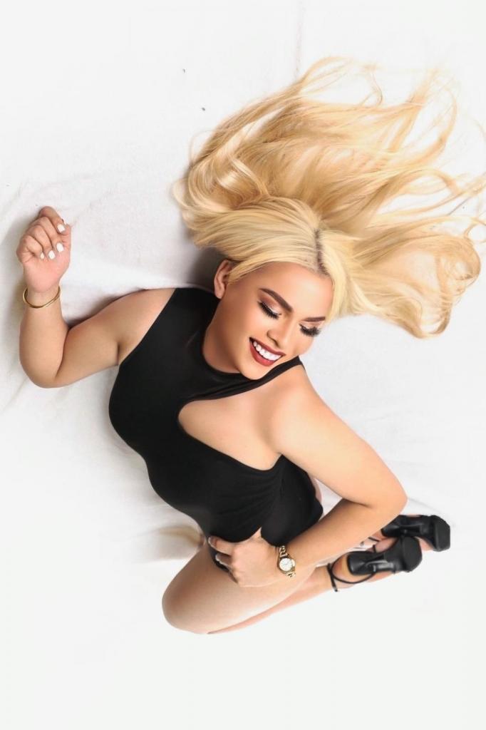 655278790: Chica busca chico en Zaragoza