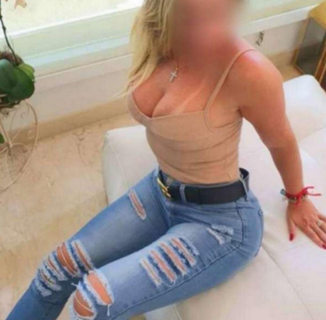 Chica busca chico en Cádiz: 