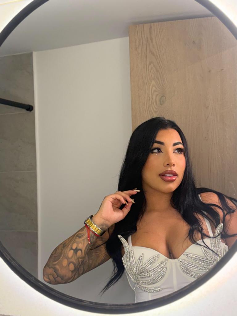 Chica busca chico en Gerona: 