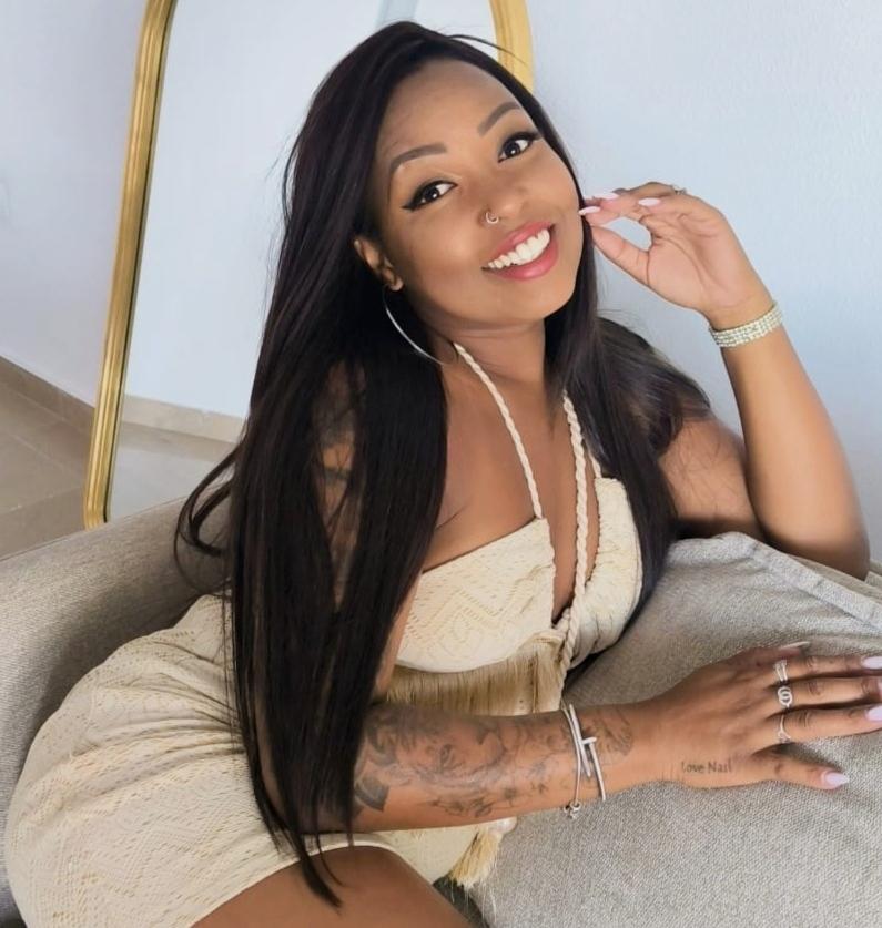 Chica busca chico en Málaga: Chica busca chico