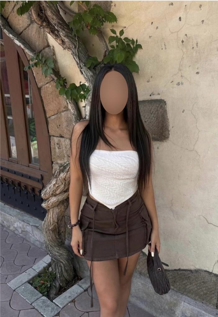 Chica busca chico en Almería: 