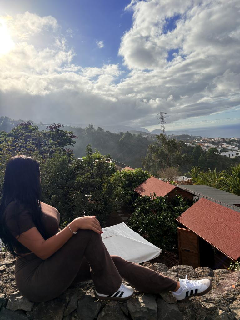 612474326: Chica busca chico en Tenerife