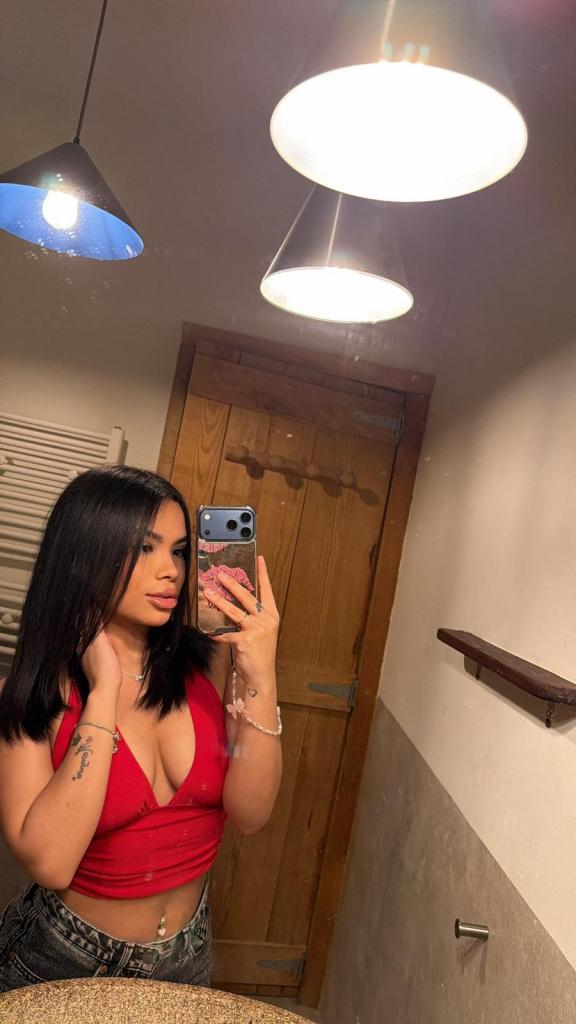 Chica busca chico en Barcelona: 