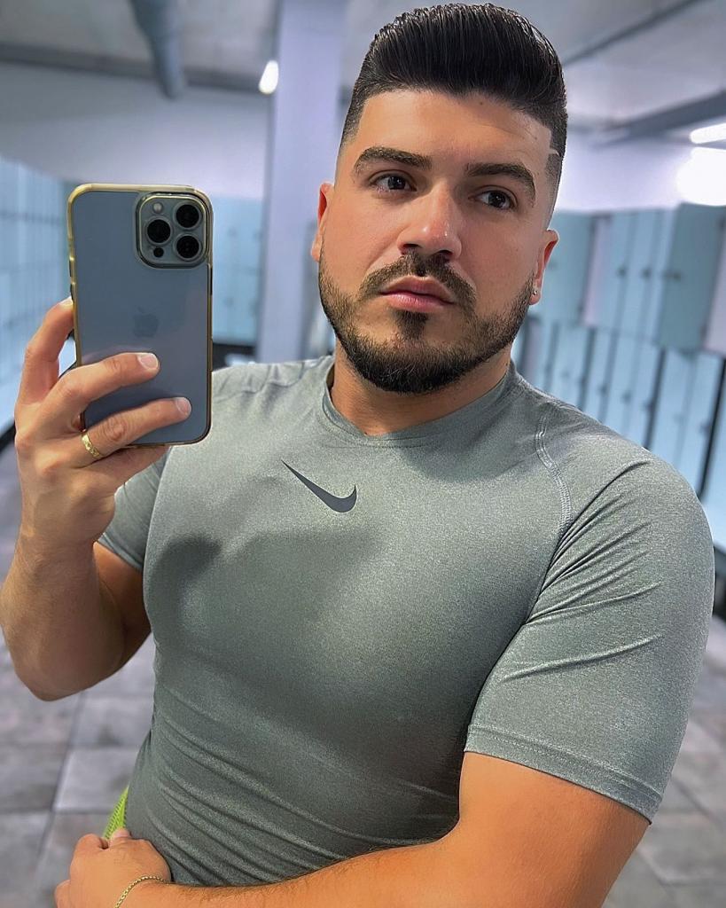 603151186: Chico busca chica en Sevilla