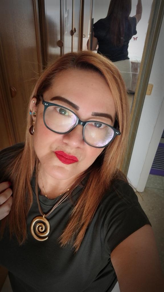 Chica busca chico en Huelva: 