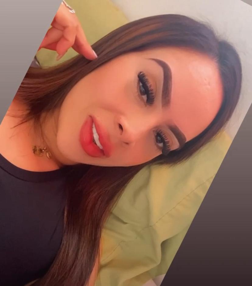 Chica busca chico en Huelva: 