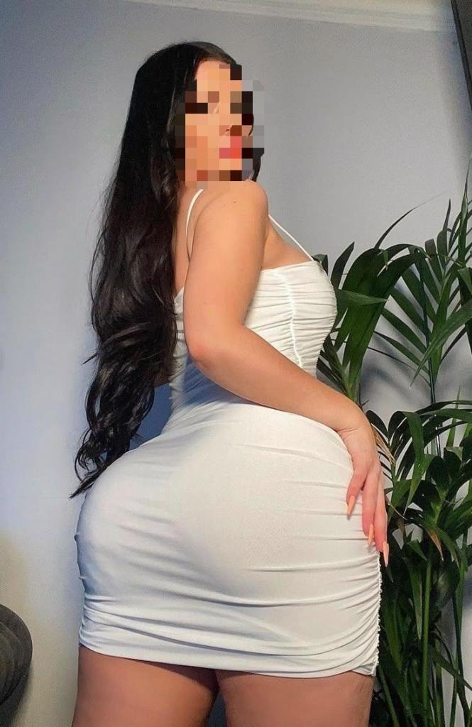 Chica busca chico en Sevilla: 