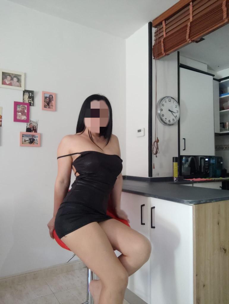 614868402: Chica busca chico en Tarragona