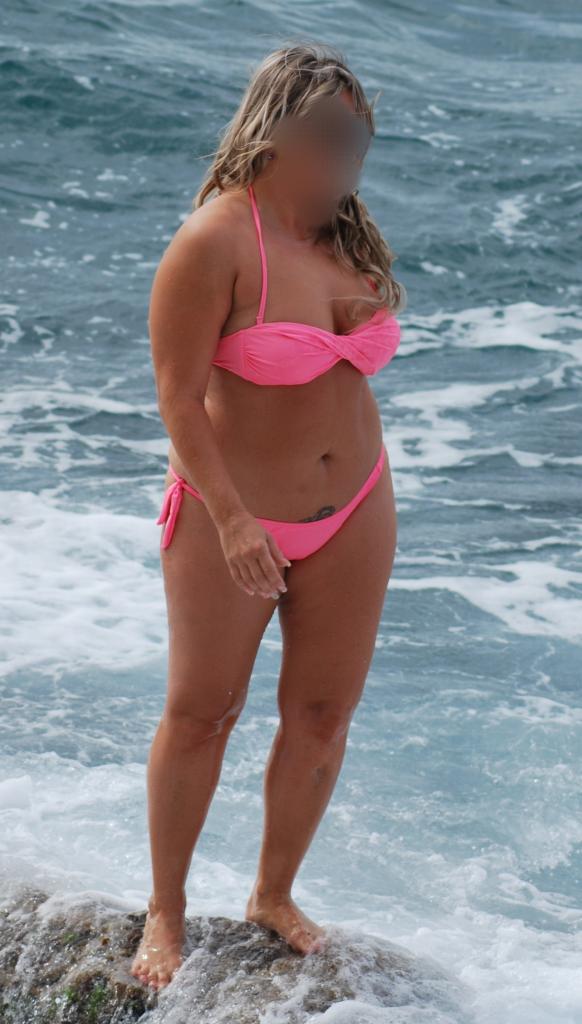 692429990: Chica busca chico en Almería