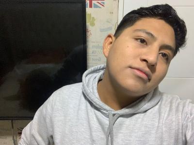 674820737: Chico busca chica en Madrid