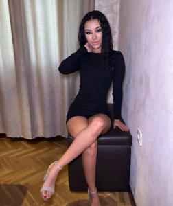 678416793: Chica busca chico en Madrid