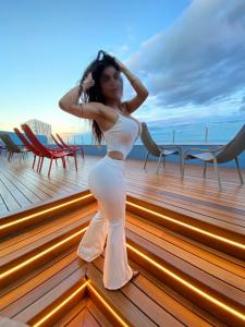 633773509: Chica busca chico en Málaga