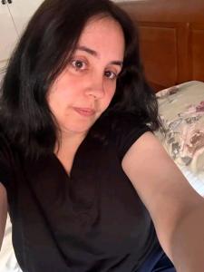 613298222: Chica busca chico en Barcelona