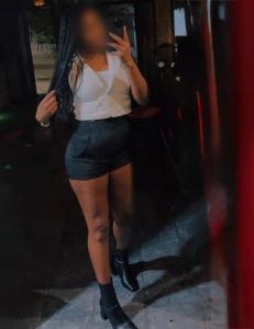 650237145: Chica busca chico en Málaga