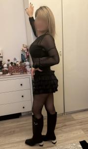 613588426: Chica busca chico en Barcelona