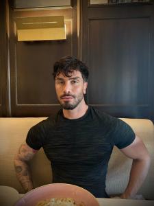 645630017: Chico busca chica en Barcelona