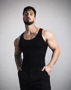 645630017: Chico busca chica en Barcelona