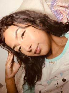 677655812: Chica busca chico en Barcelona