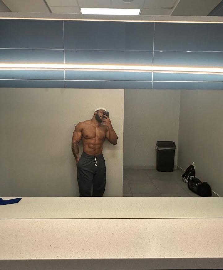 Chico busca chica en Alicante: 