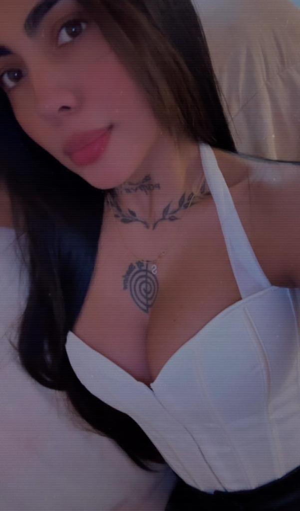 Chica busca chico en Menorca: 