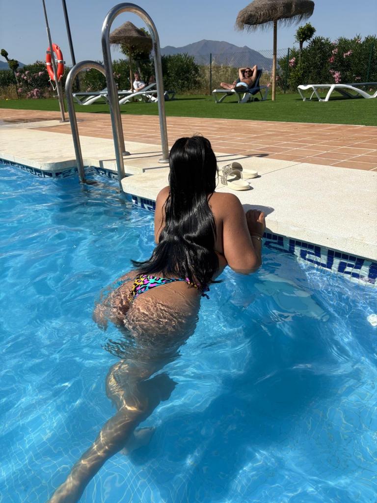 Chica busca chico en Asturias: 