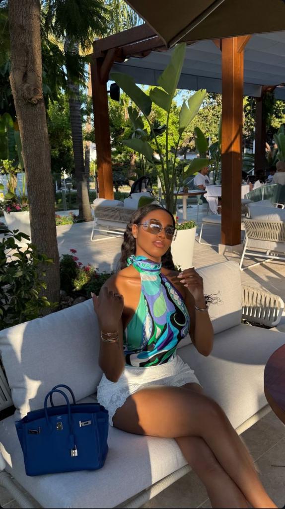 Chica busca chico en Granada: 