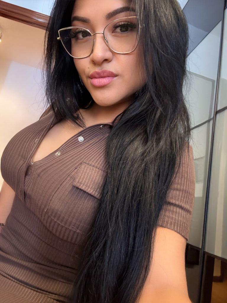 Chica busca chico en Cádiz: 