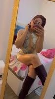 695938490: Chica busca chico en Madrid