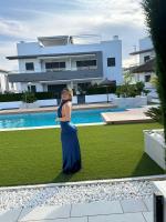 613282604: Chica busca chico en Alicante