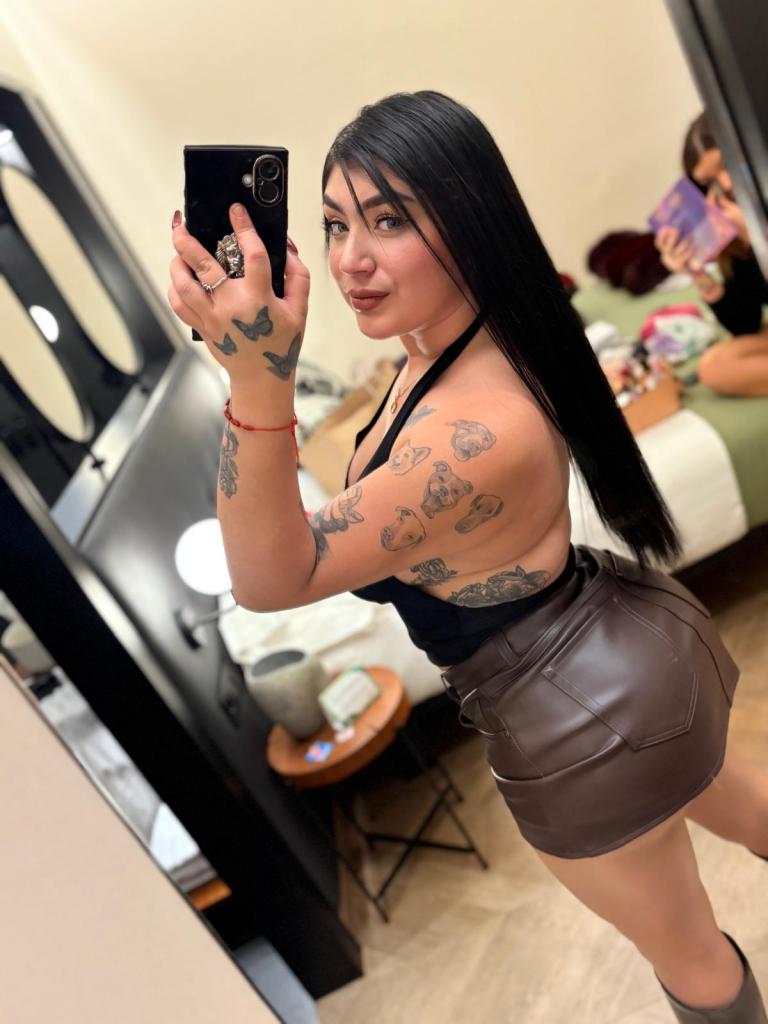 Chica busca chico en Huelva: 