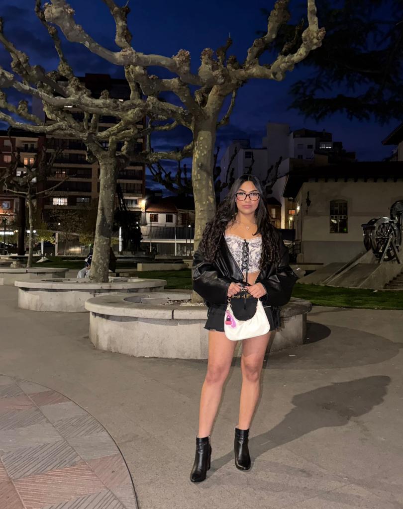 Chica busca chico en León: 