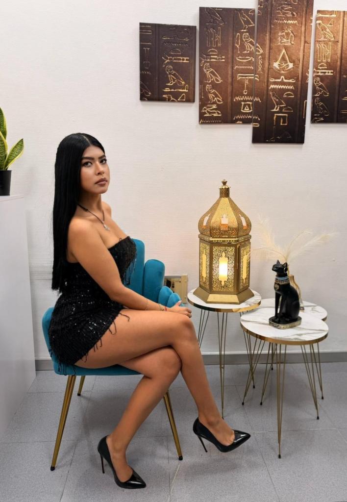 Chica busca chico en Sevilla: 