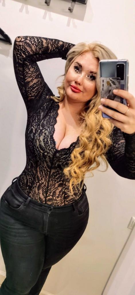 Chica busca chico en Barcelona: 