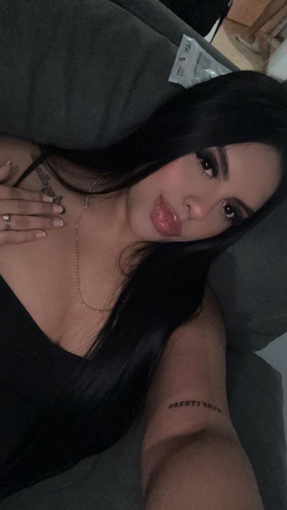 Chica busca chico en Ibiza: 