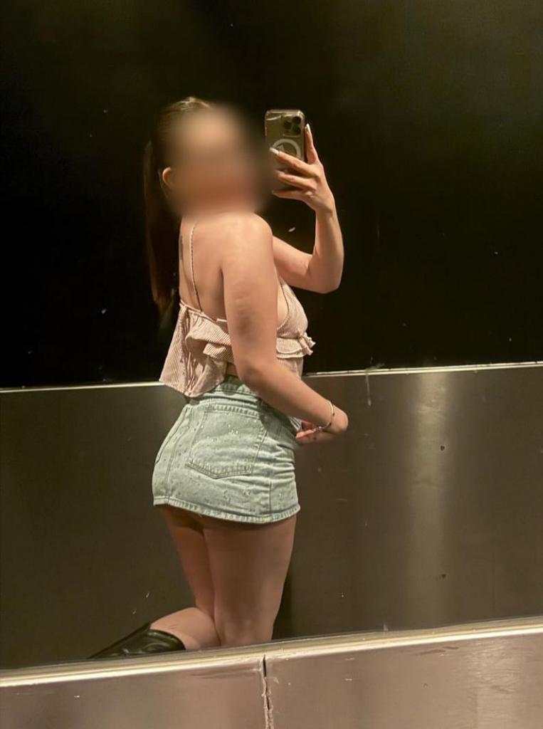 Chica busca chico en Valladolid: Chica busca chico