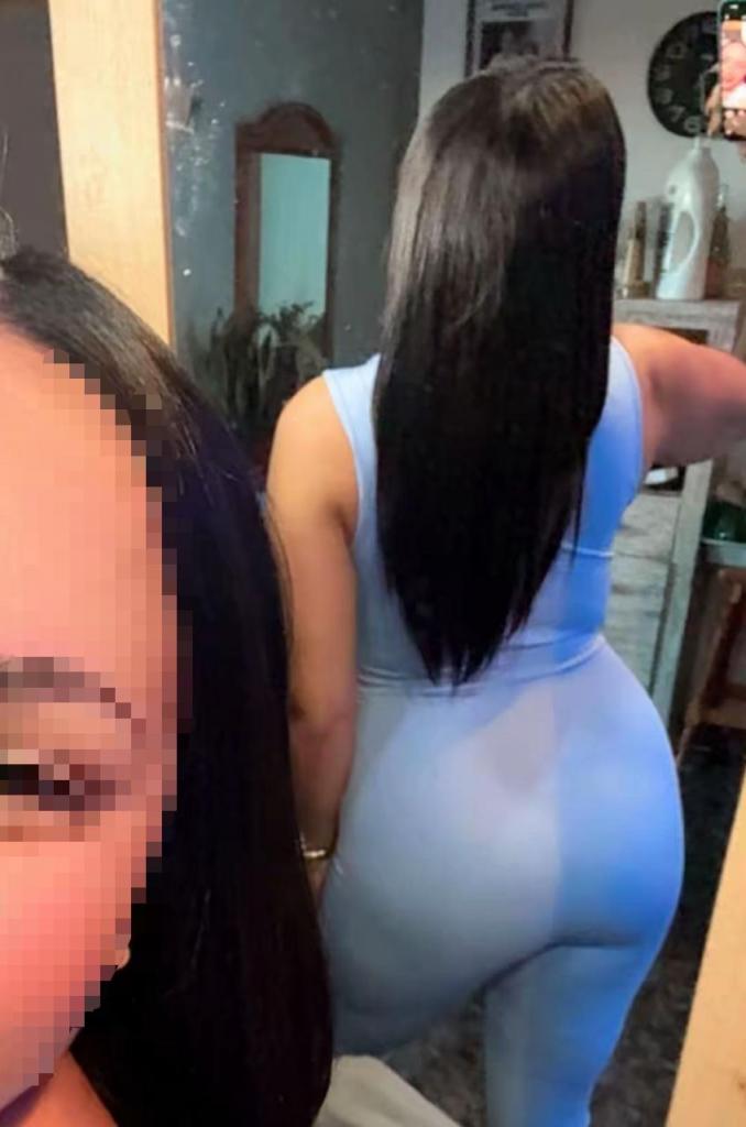 Chica busca chico en Tenerife: 