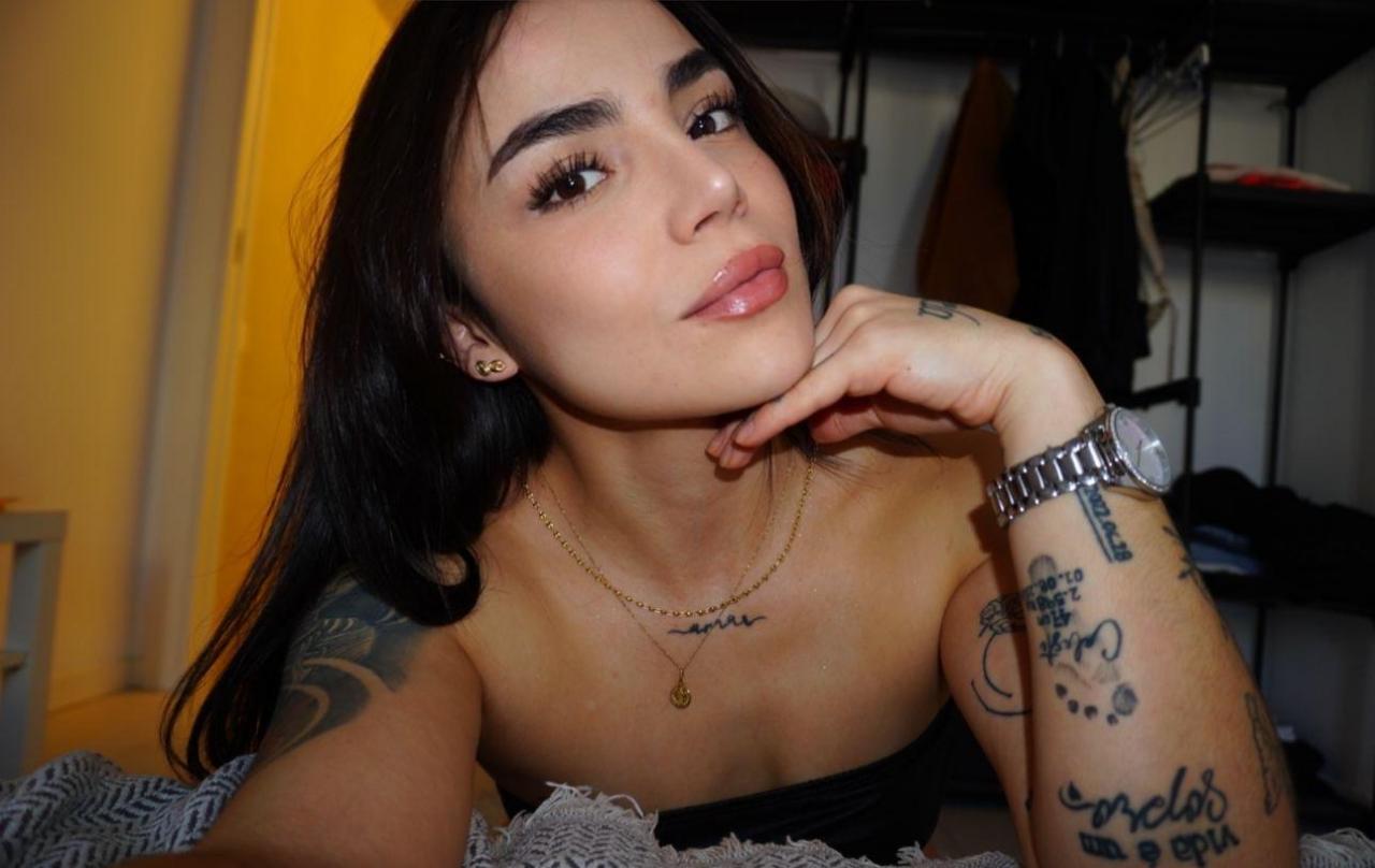 644763540: Chica busca chico en Barcelona