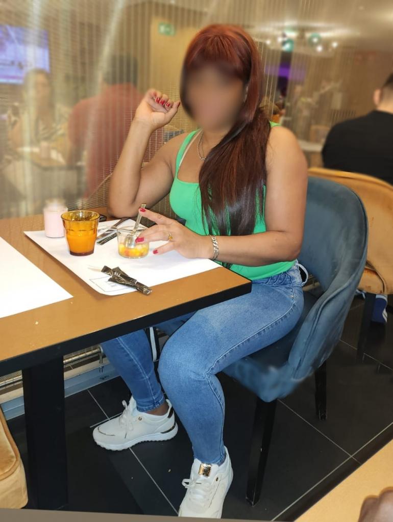 Chica busca chico en Barcelona: 